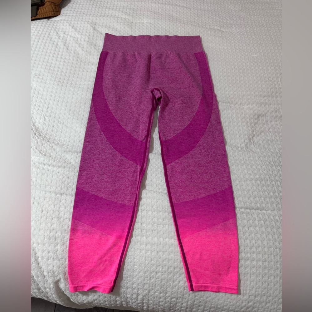 PINK Victoria's Secret ombré leggings